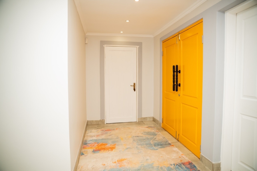 6 Bedroom Property for Sale in Wilkoppies North West